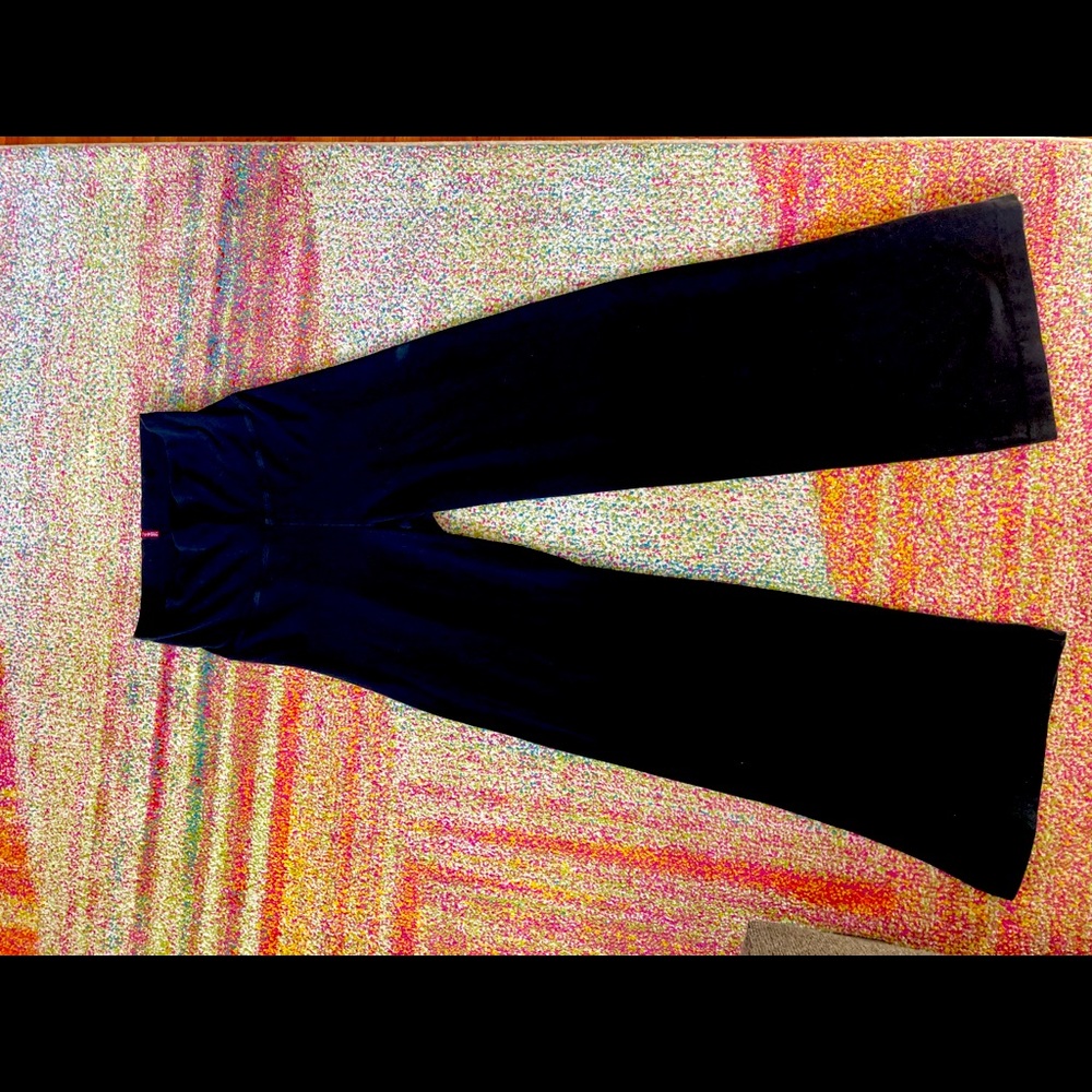 Hard tail loungewear